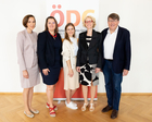  (c) fotodienst / Anna Rauchenberger - Wien, am 04.06.2024 - Pressegespräch von der Österreichischen Diabetes Gesellschaft (ÖDG) Diabetes bei Kindern und Jugendlichen - Versorgung mit knappen Ressourcen. FOTO v.l.: Priv.-Doz. Dr. Elke Fröhlich-Reiterer, Medizinische Universität Graz, Ao.Univ.Prof. Dr. Birgit Rami-Merhar, MBA, Medizinische Universität Wien, Elisabeth Renner, Obfrau MOKI Steiermark, Leitung DiAB KIDS Diabetes Assistenz und Beratung, Diabetesberaterin, Priv.-Doz. Dr. Gersina Rega-Kaun, Erste Sekretärin der ÖDG, Klinik Ottakring, Prim. Univ.-Prof. Dr. Peter Fasching, MBA, Präsident der ÖDG, Klinik Ottakring: