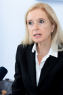 Biosimilarsverband Österreich (BiVÖ) warnt vor hohen Kosten durch das Auslaufen der erfolgreichen Biosimilars-Regelung und lud zum Pressegespräch. Im Bild: Beatrix Linke, Geschäftsführerin IQVIA Austria