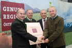 Im Rahmen der Grazer Herbstmesse fand die Auszeichnung der neuen Genuss Region Österreich Betriebe statt.