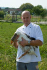 Gänseleber-Eierschwammerl Lasagne. Koch: Zoran Listek, lokaler Lieferant Siegfried Marth