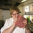 Genuss Region Österreich - Pinzgauer Rind, Anneliese Klackl, Köchin und Chefin der Meilinger Taverne in Mittersill
Foto: Mühlanger
