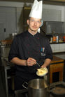 (C)fotodienst/Mag. Daniel Katzinger - Litschau 12.10.2006,
Peter Neumaier, Küchenchef im
Hoteldorf Königsleitn in Litschau, 