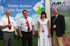 St. Valentin, CNH Österreich GmbH - 2006-06-21- Steyr-Hausmesse: Verkaufsleiter Dipl-Ing Rudi Hinterberger, Ing Reinhard Bistricky, Mag Eveline Fitzinger, CNH BusinessDirector Ing Andreas Klauser - Foto: www.iManufaktur.at