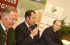 Steirische Verführung 2006 - gutbesuchte Veranstaltung mit Landwirtschaftsminister Josef Pröll in Graz, im Bild steirischer Landesrat Johann Seitinger (re) un Lendirtschaftskammer Chef Gerhard Wlodkowski