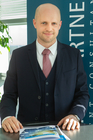 Das Wiener Office der internationalen Strategieberatung hat sein Consulting-Team mit Jahresbeginn erneut aufgestockt. Im Bild der Wirtschaftsingenieur Jörg Kriechbaum (35).