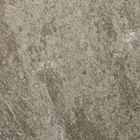 Die Fliesenneuheiten 2012 zeigen einen Trend zu gedämpften Farben und dezenten Materialien. Auffallend sind vor allem neue Formate. Im Bild: My Earth von V & B