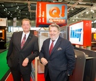  (c) fotodienst/Anna Rauchenberger - Wien, am 21.02.2013 – Bauprofi QUESTER auf der  Messe für Bauen & Energie Wien. FOTO v.l. Ing. Ulrich Paulmann, Geschäftsführer QUESTER Baustoffhandel, KommR Otto Ordelt, Geschäftsführer Knauf Österreich: