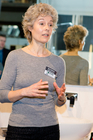 BauProfi QUESTER präsentiert auf der Wohnen & Interieur 2014 die neuesten Trends. Im Bild: Maria Matzker, Architektenberaterin bei Florim Ceramiche