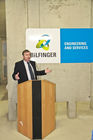 © fotodienst/Barbara Loschan – Wien, am 24.10.2012 – Richtfest bei Eurogate-Bauteilen 4 und 5: (Wien)  Bis 2014 entsteht auf den Aspanggründen im 3. Wiener Gemeindebezirk die größte Passivhausanlage Europas mit über 2.000 Wohnungen. Drei der sieben Bauabschnitte errichtet Bilfinger Baugesellschaft mbH. Am Mittwoch, den 24. Oktober 2012, wird die Dachgleiche für die Abschnitte 4 und 5 mit insgesamt 237 Miet- und Eigentumswohnungen der BAI gefeiert. „Passivhäuser sind nicht nur ein wichtiger Beitrag zum Umweltschutz, sondern auch finanziell attraktiv“, sagt Bilfinger-Geschäftsführer Ludger Koch, „denn die geringfügig höheren Errichtungspreise rechnen sich binnen weniger Jahre durch niedrigeren Energieverbrauch.“