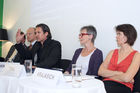 (C) fotodienst/Gudrun Krieger - Wien 29.05.2008 - Pressekonferenz - Histaminintoleranz - Wissenschaftlichen Gesellschaft zur Forschung und Weiterbildung im Bereich nahrungsmittelbedingter Intoleranzen -(NutriDis):li nach re: Dr.  med. Markus Pfisterer (Vorsitzender der wiss. Gesellschaft), Ao. Univ.-Prof. Dr. Michael Wolzt (Facharzt für Innere Medizin, Buchautor), Dr. Univ. Priv. Doz. Peter Komericki (Abt. f Umweltdermatologie und Venerologie, Graz), Betroffene - Dr. Susannne Feigl, Maga Barbara Krajasich