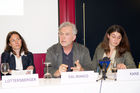 (c) fotodienst/Dan Carabas - Wien 20.05.08 - Volkskrankheit Alzheimer-Demenz - Foto.: v.l. DGKS Natalie Lottersberger (Care-Ring), Prof. Peter Dal-Bianco (Österreichische Alzheimer Gesellschaft), Marion Kainz (Filmregisseurin)