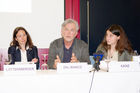 (c) fotodienst/Dan Carabas - Wien 20.05.08 - Volkskrankheit Alzheimer-Demenz - Foto.: v.l. DGKS Natalie Lottersberger (Care-Ring), Prof. Peter Dal-Bianco (Österreichische Alzheimer Gesellschaft), Marion Kainz (Filmregisseurin)