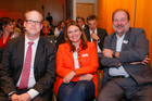 Neue Konzepte und Herausforderungen für die Mobilität der Zukunft standen im Mittelpunkt einer Networking-Veranstaltung des Travel Industry Club Austria am Donnerstag abend in Wien. Management-Berater Dr. Björn Bohlmann von Horvath & Partners, ÖHV-Ehrenpräsident Peter Peer mit Frau.