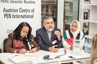 Im Rahmen eines gemeinsamen Literaturprojekts mit dem Österreichischen PEN-Club und der Universität Wien haben sich zwölf arabischen Autorinnen mit dem Buch 