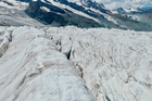 Das Monte-Rosa-Bergmassiv mit Matterhorn und Dufourspitze gehört zu den berühmtesten alpinen Fotomotiven. Auch diese Gletscherregion spürt den Klimawandel.