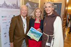 Vienna Family Office Investment Forum im Palais Almanac. Im Bild: Fischer Ski Gründer Paul Fischer, Veranstalterin Sabine Duchaczek und Dr. Wilfried Seywald, Projektbetreiber der Klosterbad Waisach GmbH.