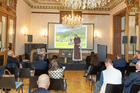 Vienna Family Office Investment Forum im Palais Almanac. Im Bild: Klosterbad Waisach Projektbetreiber Dr. Wilfried Seywald vor interessierten Investoren. 