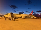 Die antike Hafenstadt Sinope am Schwarzen Meer ist heute nicht nur ein begehrtes Urlaubsziel, sondern auch Hotspot für junge, moderne Kunst. Im Bild: Ein eigener Flughafen und Turkish Airlines versorgen die Provinz Sinop täglich mit Besucherinnen und Besuchern.