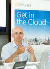  (c) fotodienst/Anna Rauchenberger - Wien, am 03.07.2012 - 1 Jahr Microsoft Office 365 zeigt Die Cloud-Lösung ist mit 6 Millionen User auf Erfolgskurs. Im Rahmen einer Pressekonferenz wurde nochmals die gesamte Bandbreite der Produktivitätslösung vorgestellt. Im Fokus standen dabei unter anderem die rechtlichen Aspekte bei der Einführung von Cloud-Technologien in Österreich. Ein weiteres Thema war Microsoft Office 365 für Bildungseinrichtungen: Diese erhalten das Service für Kollaboration und Kommunikation in der Cloud kostenlos. FOTO: Harald Leitenmüller, Chief Technology Officer Microsoft Österreich: