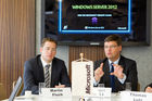  (c) fotodienst/Anna Rauchenberger - Wien, am 04.09.2012 – MicrosoftWindows Server 2012, eine Server-Plattform, ist ab sofort verfügbar. In Österreich testen erste Unternehmen bereits das neue Server-Betriebssystem. FOTO v.l.: Martin Fluch, Bereichsleiter IT-Services, A1, Christoph Kränkl, Leiter Enterprise and Partner Group Microsoft Österreich: