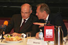 Veroeffentlichung Jahresabschluss 2005 Generali Holding Vienna AG und vorlaeufige Kennzahlen des Konzerns. Bild v.l. Dr.Karl Stoss,Dipl.Kfm.Werner Moertel - Theater/Wien