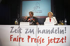 Zeit zu handeln - Faire Preise jetzt! Pressekonferenz von BM Buchinger FOTO v.li: Erwin Buchinger (Konsumentenschutzminister Österreich), Dr. Gisela Kirchler-Lidy (Pressesprecherin des Bundesministerium für Soziales und Konsumentenschutz) (C)fotodienst/Gudrun Krieger