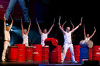 Studenten der FHTW luden zahlreiche Gäste zur Verleihung des Deutschen Preises für Wirtschaftskommunikation. Als Veranstaltungsort diente diesmal der Admiralspalast. FOTO: Show Act - Big Drums. (C)Fotodienst/Jan-Paul Kupser