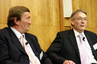 Wirtschaftliche und politische Herausforderungen für Deutschland, Großbritannien und Europa. FOTO: Lord Hugh Dykes, Liberal Democrat Spokesman for Europe in the House of Lords; David Marsh CBE, Chairman, London & Oxford Capital Markets plc. (C)Fotodienst/Klaus Henning