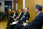 Wirtschaftliche und politische Herausforderungen für Deutschland, Großbritannien und Europa. FOTO: Markus Beumer, Mitglied des Vorstandes Commerzbank AG; Lord Hugh Dykes, Liberal Democrat Spokesman for Europe in the House of Lords; David Marsh CBE, Chairman, London & Oxford Capital Markets plc; Gerd W. Stürz, Mitglied des Vorstandes und Partner, Ernst & Young AG. (C)Fotodienst/Klaus Henning