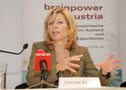 (C) fotodienst/Anna Rauchenberger - Wien 08.05.2007  - Drei Jahre brainpower austria -  die Jobbörse 'brainpower austria Karriere' bringt mit einer hocheffizienten Technologie JobanbieterInnen und Jobsuchende zueinander.  FOTO: Christa Kranzl, Staatssekretärin im Bundesministerium für Verkehr, Innovation und Technologie.