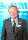 München, 19. April 2007  – Die SoftM Software und Beratung AG erzielte im Geschäfts-jahr 2006 einen Umsatz in Höhe von 83 Mio. Euro (Vj 80,6). Das Konzernergebnis der gewöhnlichen Geschäftstätigkeit (EBT) verringerte sich aufgrund verschiedener Sonder-effekte, vor allem durch Aufwendungen für neue Java-basierende Produktlinien, auf 0,1 Mio. Euro (Vj. 2,1). Der Vorstand schlägt der Hauptversammlung vor, für das Jahr 2006 eine Dividende von 0,05 Euro je Aktie (Vj. 0,08) zu zahlen.Bild Vorstandsvorsitzender Dr. H. Merten 