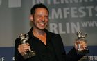 Berlinale 2007, Preisverleihung, 00/02/17, Großer Preis der Jury - Silbener Bär: EL OTRO (DER ANDERE), von Ariel Rotter ,und für den besten Darsteller Julio Chavez in  EL OTRO entgegengenommen von Ariel Rotter (Director)