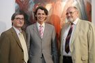 (C) fotodienst/Anna Rauchenberger - Wien 23.06.2006 - 15 Jahre Temmel, Seywald & Partner im Kunstraum in den Ringstraßengalerien. Foto: Galerist Hubert Thurnhofer mit Dr. Wilfried Seywald und Dr. Gottfried Marckhgott (Parlament).