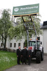v.l. CNH Österreich Gebietsproduktleiter Josef Knapp, Geschäftsführer Maschinenring Osttirol Gumpitsch Johann und Landwirtschaftsminister Josef Pröll
