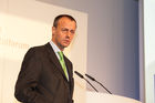 Foto: Friedrich Merz, 1994 bis 2009 Mitglied des Deutschen Bundestages (CDU), Mitglied des Aufsichtsrats der Deutschen Börsen