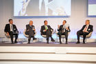 Foto: Rainer Riess Deutsche Börse AG Managing Director Xetra Market Development; Prof. Dr. Dr. h.c. Brun-Hagen Hennerkes Stiftung Familienunternehmen, Vorstand; Friedrich Merz ehem. Mitglied des Deutschen Bundestags; Volker Potthoff CMS Hasche Sigle Rechtsanwalt of Counsel; Dr. Thomas Meyer Deutsche Bank AG Berater der Geschäftsleitung der Deutsche Bank GruppeDeutsches Eigenkapitalforum in Frankfurt
