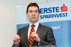 (c) fotodienst/Anna Rauchenberger - Wien, am 24.01.2012 - ERSTE-SPARINVVEST registriert wachsendes Interesse an Unternehmensanleihen und Aktienfonds. FOTO Gerhard Winzer, Chefvolkswirt, Erste Sparinvest: