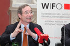  (c) fotodienst/Katharina Schiffl - Wien, am 28.02.2012 - Das Österreichische Institut für Wirtschaftsforschung lädt zur Präsentation empirischer Grundlagen für ein neues, sozio-ökologisches Wachstumsmodell eines europäischen Forschungskonsortium. FOTO Christoph Leitl (Präsident der Wirtschaftskammer Österreich und des WIFO):
