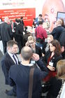 Die Swiss Online Marketing Messe Zürich am 14. und 15. März 2012 ist gegenüber dem Vorjahr kräftig gewachsen. Über 100 Aussteller, eine Verdreifachung der Ausstellungsfläche und ein 30%iges Besucherwachstum stimmt den Veranstalter Spring Messe zufrieden. Auch unter Aussteller und Besuchern gab es durchwegs zufriedene Gesichter. Die Praxisforen ebenso wie die Facebook, Twitter- und Google-Workshops wurden regelrecht gestürmt. Fotos: Franz Pflügl für Fotodienst.