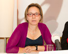  (c) fotodienst/Anna Rauchenberger - Wien, am 14.10.2012 – Aus einer Umfrage geht hervor Knapp ein Viertel der Bevölkerung tut sich schwer zu verstehen, was ihr Arzt ihnen sagt. Ein Drittel der Menschen hat Schwierigkeiten, Informationen in den Medien darüber, wie sie ihren Gesundheitszustand verbessern können, zu verstehen. Ansätze sind auf zwei Ebenen notwendig: das Gesundheitssystem selbst muss verständlicher und die Bevölkerung muss befähigt werden, mit gesundheitsrelevanten Informationen besser umzugehen. FOTO: Mag. Christa Peinhaupt, MBA, Leiterin Fonds Gesundes Österreich: