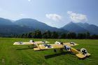 Hotel Glocknerhof - 30. Modellflugwoche. Im Mittelpunkt des mehrtägigen Treffens am Glocknerhof in Berg im Drautal standen Schönheits- und Geschicklichkeits-Flugwettbewerbe für Modellsegler und Motorflieger. Mehr als 30 aktive Sportler zeigten ihr Können mit den ferngesteuerten Modellen bei traumhaften Kaiserwetter.