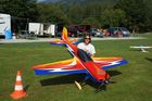 Hotel Glocknerhof - 30. Modellflugwoche. Im Mittelpunkt des mehrtägigen Treffens am Glocknerhof in Berg im Drautal standen Schönheits- und Geschicklichkeits-Flugwettbewerbe für Modellsegler und Motorflieger. Mehr als 30 aktive Sportler zeigten ihr Können mit den ferngesteuerten Modellen bei traumhaften Kaiserwetter.