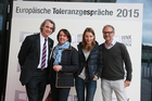 Europäische Toleranzgespräche 2015: Empfang für die Denker und Philosophen am 21. Mai 2015 im Hotel Holiday Inn in Villach. Im Bild Organisator Wilfried Seywald mit ORF-Kärnten-Team Waltraud Jäger und Margit Piskaty.