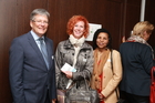 Europäische Toleranzgespräche 2015: Empfang für die Denker und Philosophen am 21. Mai 2015 im Hotel Holiday Inn in Villach mit Landeshauptmann Peter Kaiser und Dichterin Philo Ikonya.