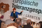 Freitag nachmittag (22.5.2015) wurden die Europäischen Toleranzgespräche in zwei Panels fortgesetzt, die den Auswirkungen von außereuropäischen Konflikten, Kriegen und Klimawandel auf Europa gewidmet waren. Im Bild: Danica Purg von der Bled School of Management erläutert kreative Managementmethoden für Politik und Gesellschaft.
