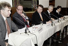 (c) fotodienst/Dan Carabas - Wien 06.11.07 - BV. Speakers Lounge des Österreichischen Generikaverbandes (OEGV) - FOTO v.li.: Dr. Christoph Leprich, Franz Bittner, Univ.-Prof. Dr. Franz Böhmer, Dr. Peter Eichler, Dr. Gabriela Petrovic
