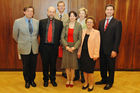 (c) Fotodienst / Daniel K. Gebhart - Wien 19.04. 2006 - 'Quit and Win': Auch 2006 wieder im Einsatz für die Rauchfreiheit. FOTO: Dr. Peter Hesse (Österreichische Ärztekammer), Prim. Dr. Alfred Lichtenschopf (Österreichische Gesellschaft für Pulmologie), Mag. Christoph Hörhan (Bundesministerium für Gesundheit und Frauen), Mag. Gaby Sonnbichler (Krebshilfe Wien), Dr. Irmgard Homeier (Sozialmedizinisches Zentrum Baumgartner-Höhe), Mag.pharm. Dr. Christiane Körner (Österreichische Apothekerkammer),  Mag. Aleks Jovanovic (Pfizer Consumer Healthcare Austria)