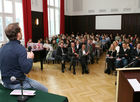 Der CAREER Guide, das Praxishandbuch für Job & Studium ist heute im Rahmen einer Podiumsdiskussion präsentiert worden. 
