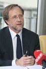 Global Economic Crime Survey 2005, eine Studie von PwC. Bild: WP/StB DI Mag. Friedrich Rödler (Senior Partner PricewaterhouseCoopers Österreich, Leiter Steuer & Rechtsberatung). Foto: Anna Rauchenberger