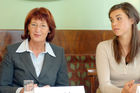 Nur die Besten sollen Lehrer werden. Foto v.li: Mag.Dr.Dagmar Hackl (Rektorin PH Wien); Alena Oberlerchner (angeh. Studentin PH Wien)©fotodienst/Nadine Bargad